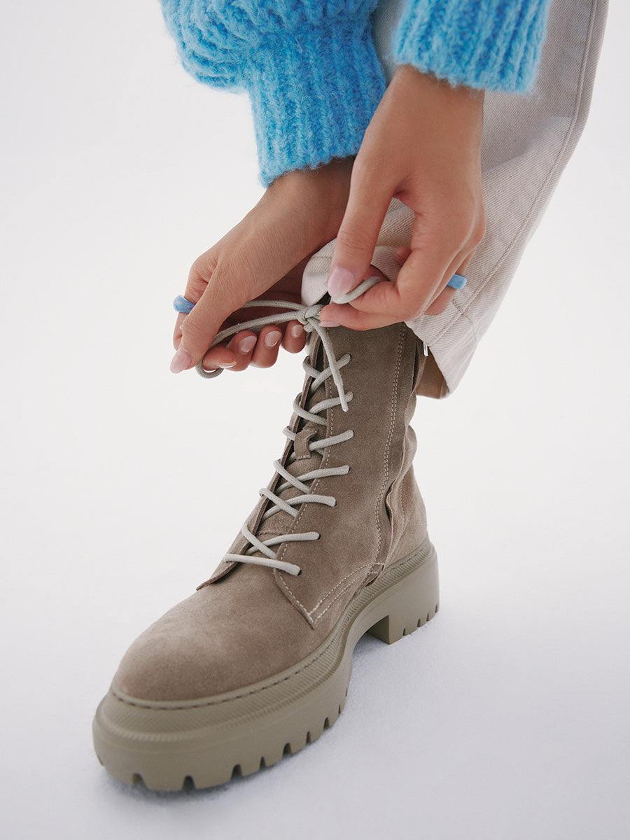 Best Women's Shoes for High Arches