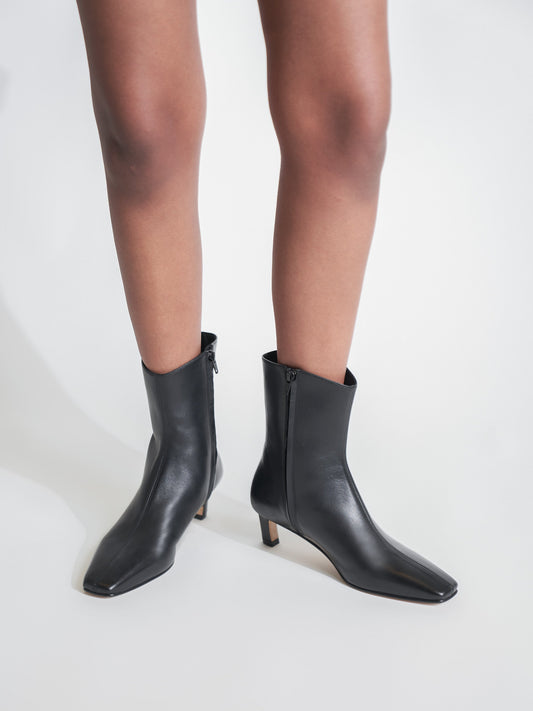 Fernanda Black Boot