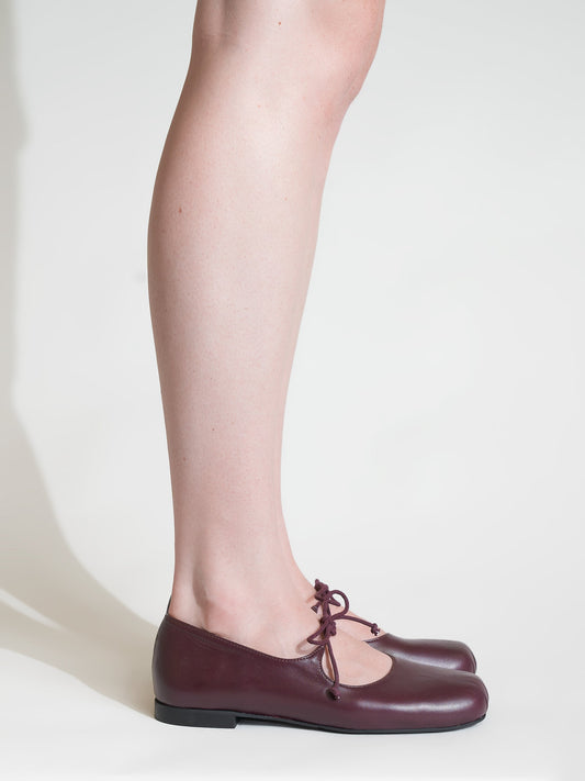 Gaia Bordeaux Ballerina