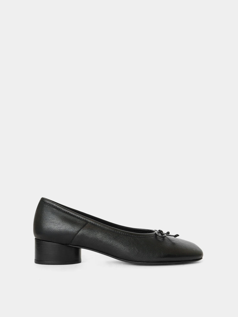 Jaca Black Ballerina