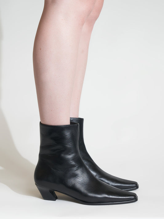 Melilla Black Boot