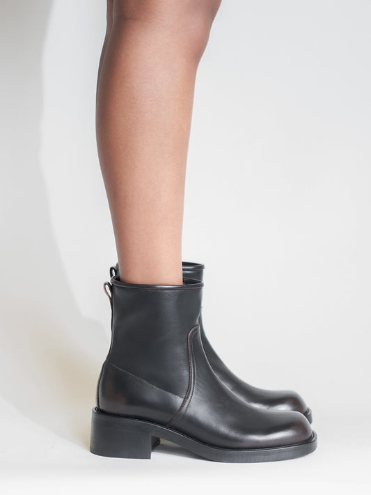 Sondrio Brushed Brown Boot