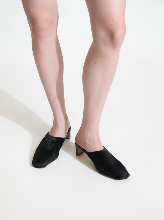 Touria Black Heel