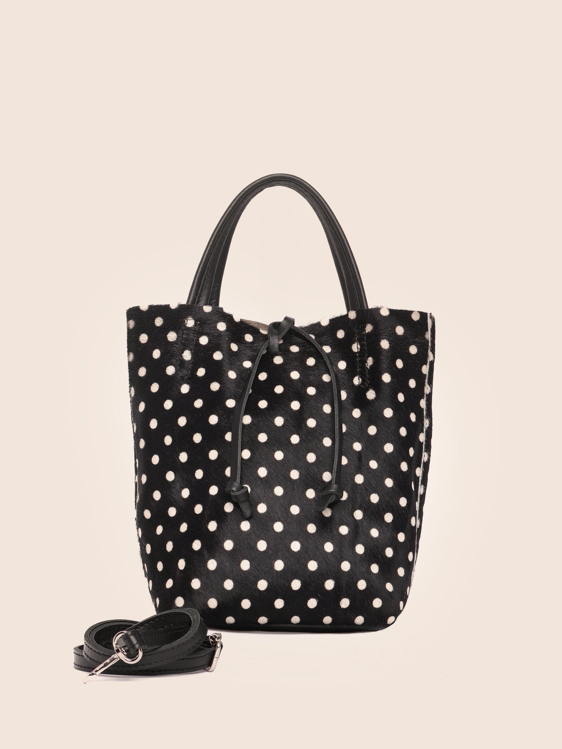 Carpi Mini Black Dots