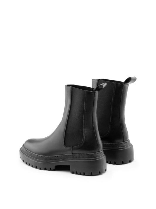 Black leather chelsea boots