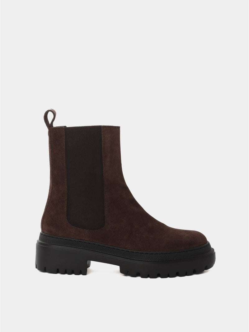 Brown suede chelsea winter boot