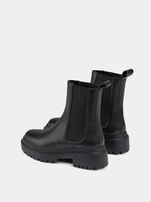Black chelsea winter boot