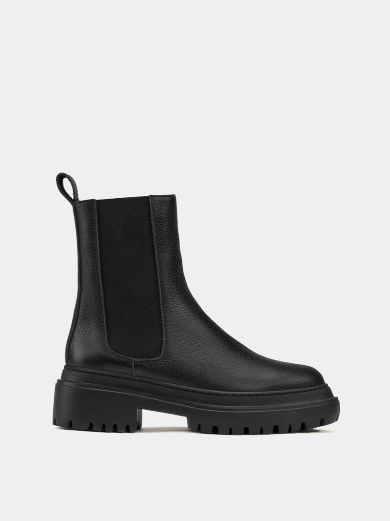 Black chelsea winter boot