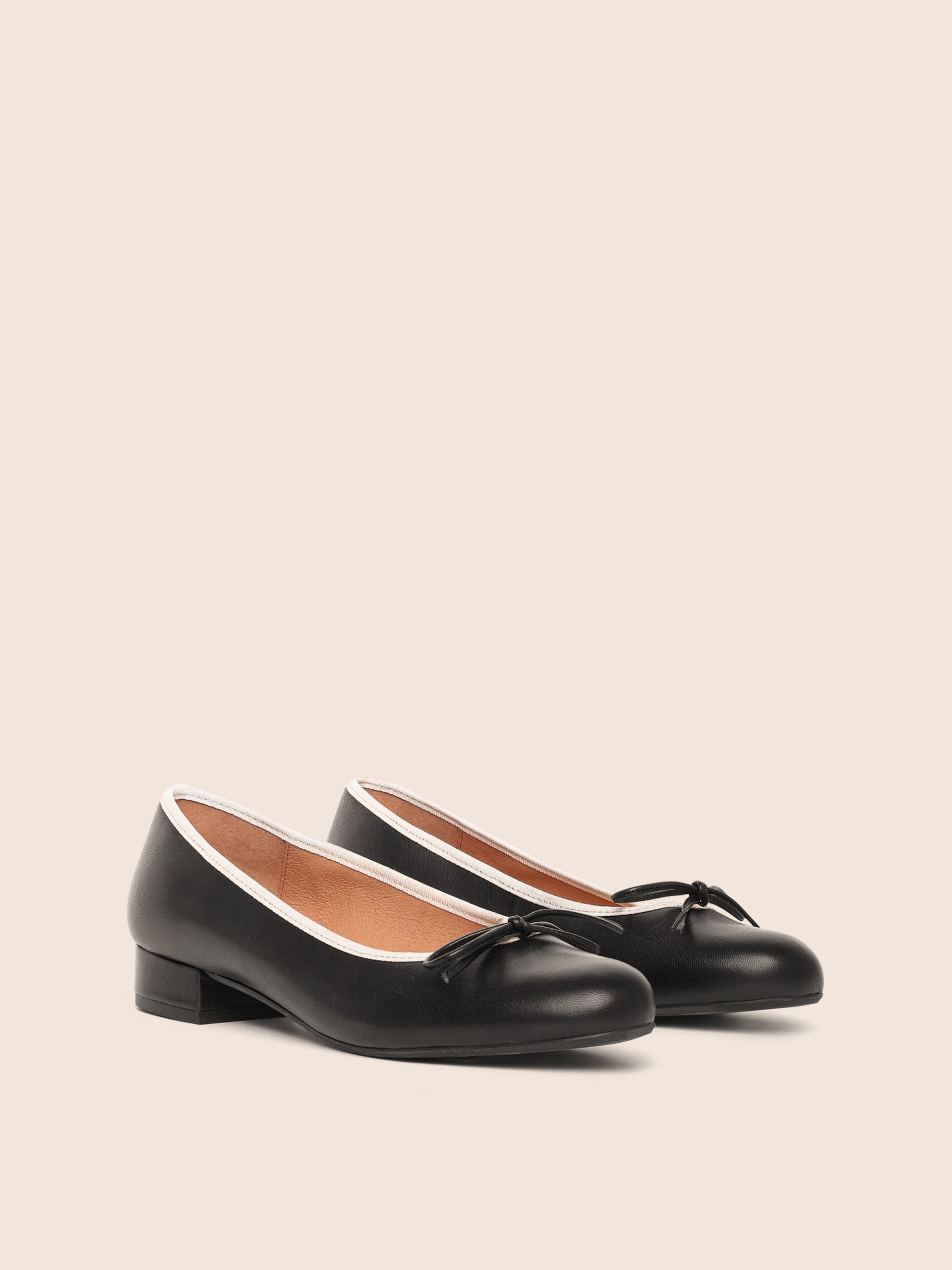Covelo Black Ballerina