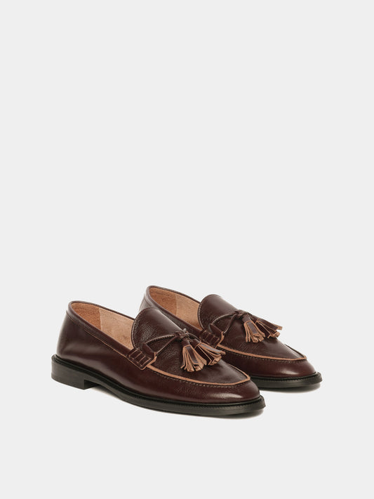 Brown tassel leather loafers