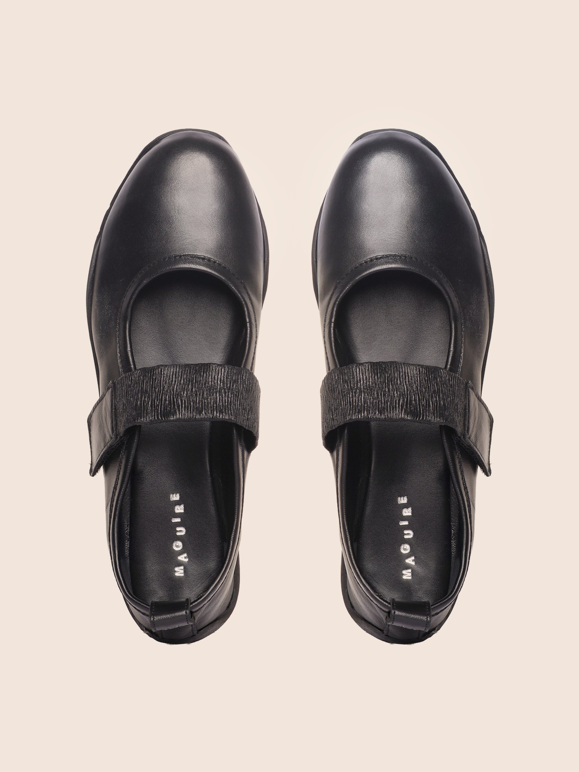 Evora Black Ballerina