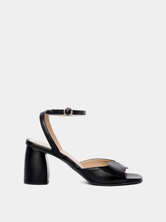 Malaga Black Heel