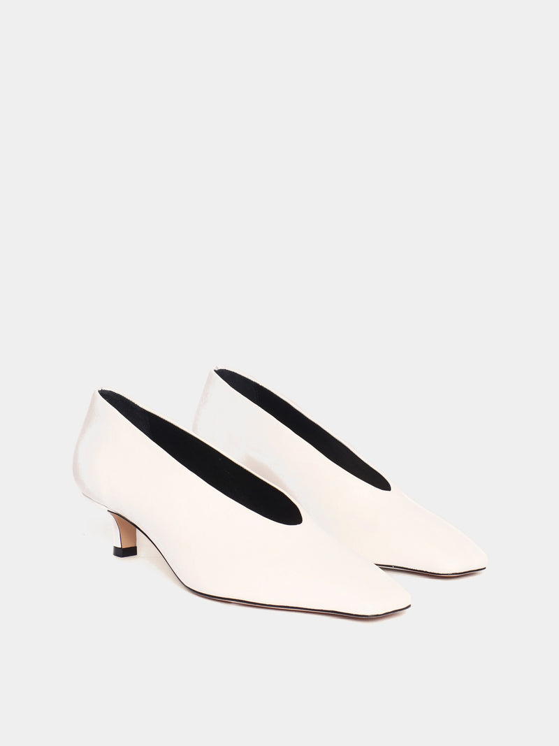 Cream leather closed-toe high heels