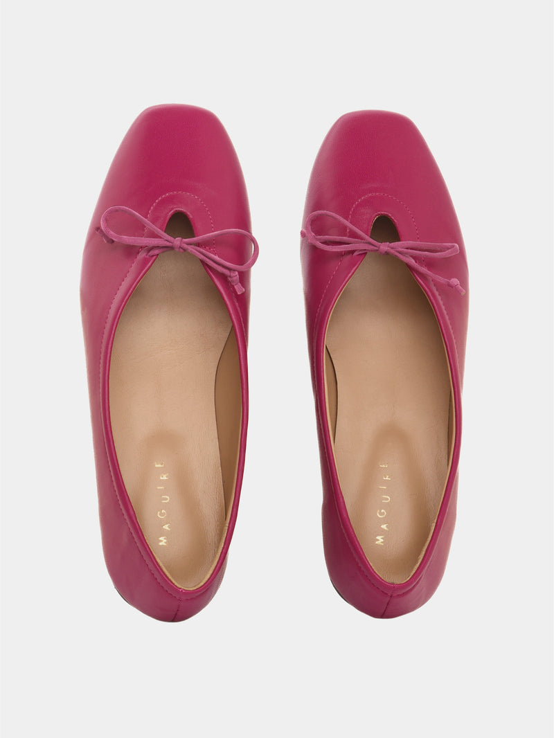 Mauve leather ballerina flats with a mauve bow