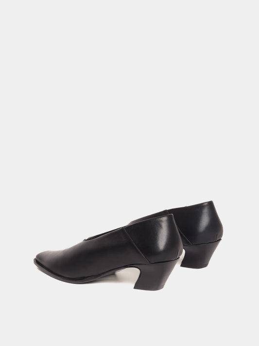 Black leather closed-toe heels