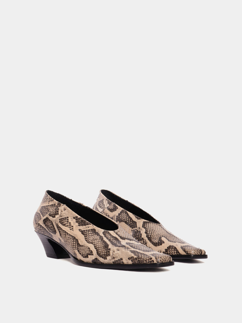 Snake pattern leather closed-toe heels