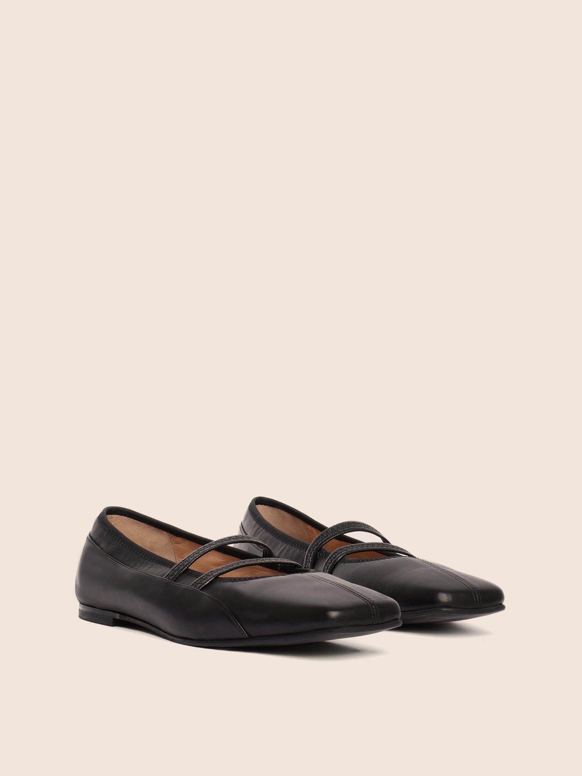 Velas Black Ballerina