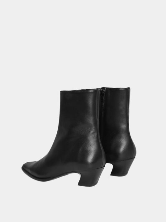 Melilla Black Boot
