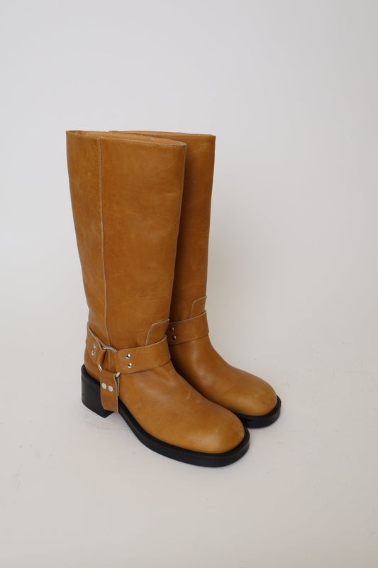 Floor Model Lucca Dijon 38