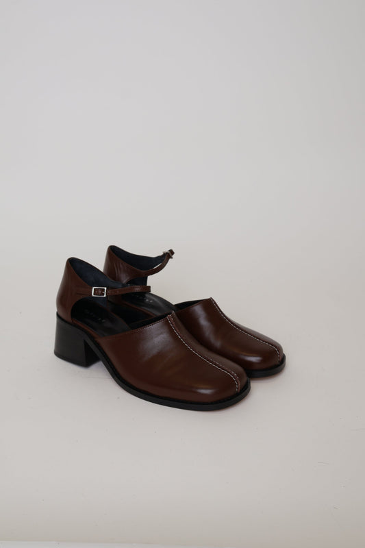 Floor Model Mafra Brown 42