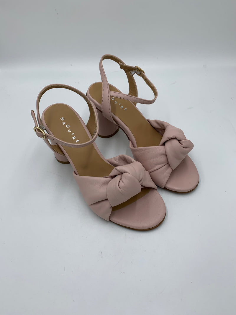 Floor Model Noto Blush 37