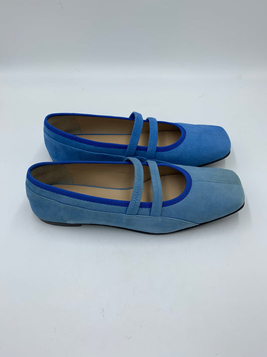 Floor Model Velas Azure 38