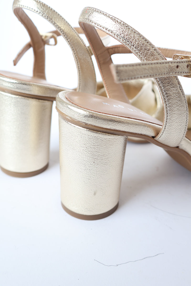 Imperfect Noto Gold 39