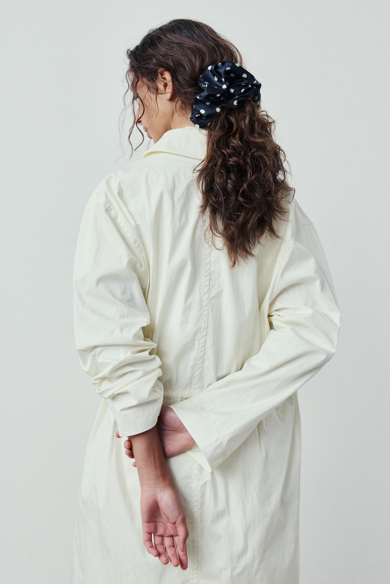 Scrunchie Dots Black