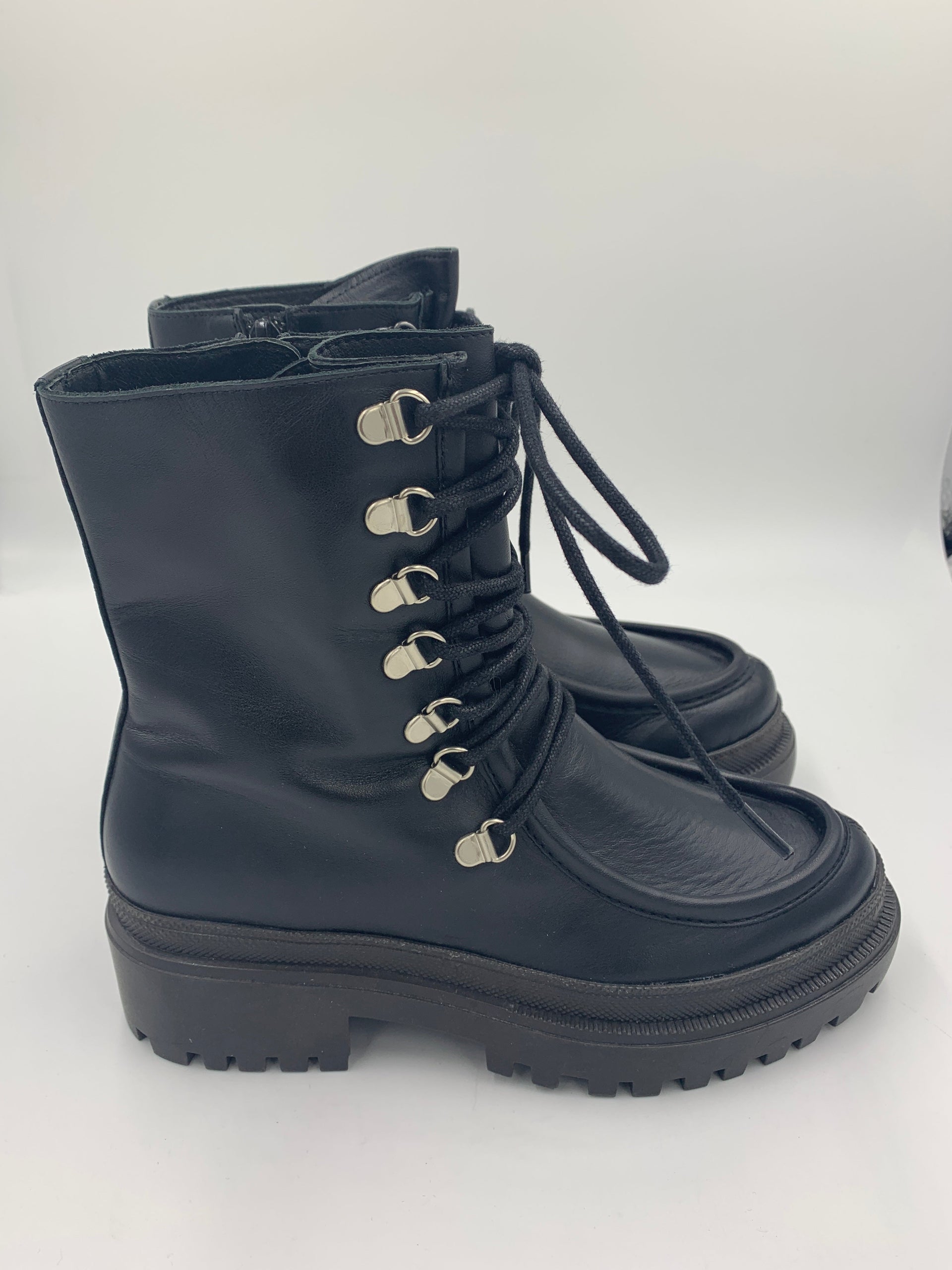 Sample Lorena Black 37