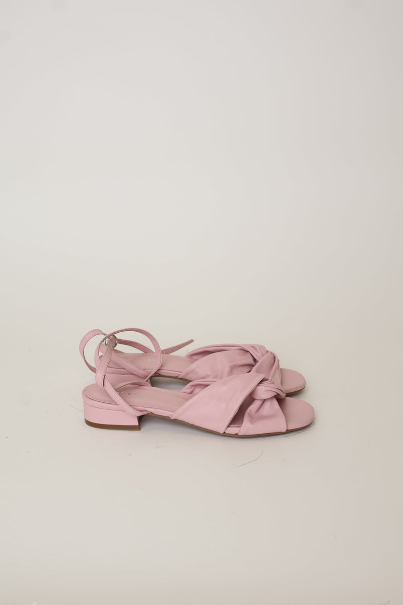 Sample Mataro Blush 38