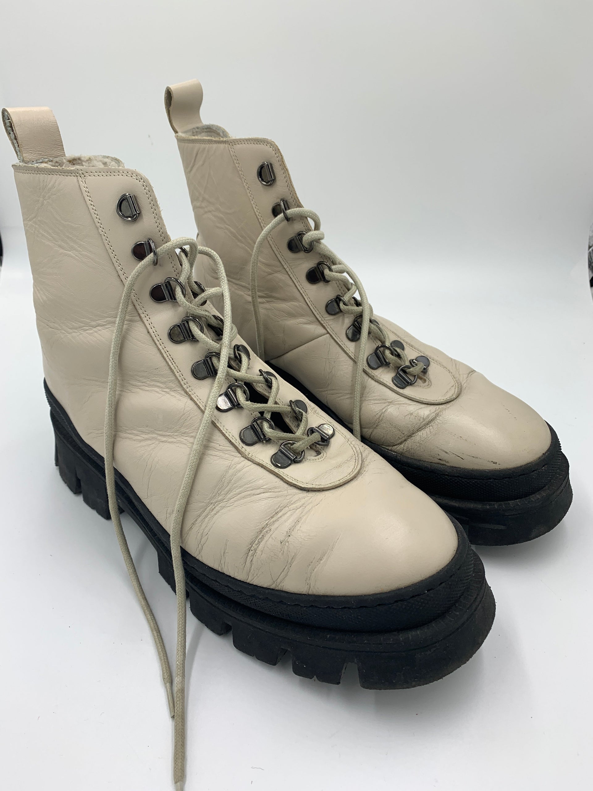 Second Hand Bormio Cream 41