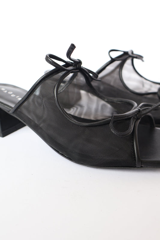 Second Hand Curia Black 36