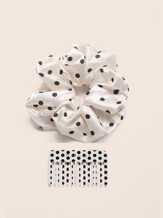 Scrunchie Dots White
