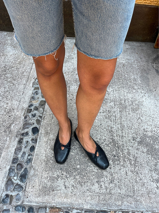 Prato Black Ballerina